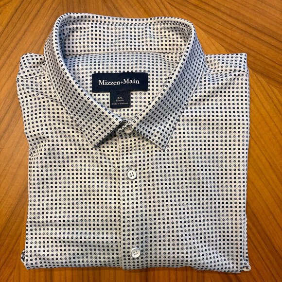 Mizzen+Main - Halyard Short Sleeve Button Down - Navy Geo Print - Picture 1 of 4